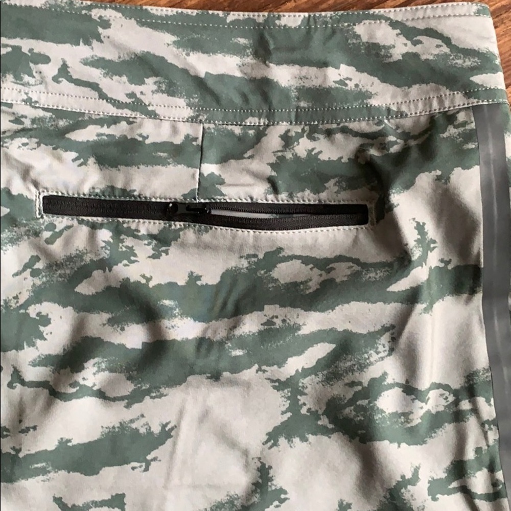 MSX Strahan Green Camo Board Shorts Swim Trunks - Picture 4 of 10